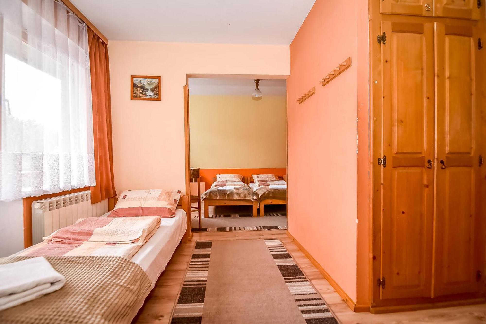 U Cudzicha Homestay *